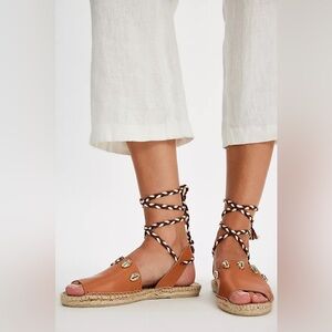 New Free People Wander Seashell Wrapped Espadrille Flats Sandals Shoes sz 8